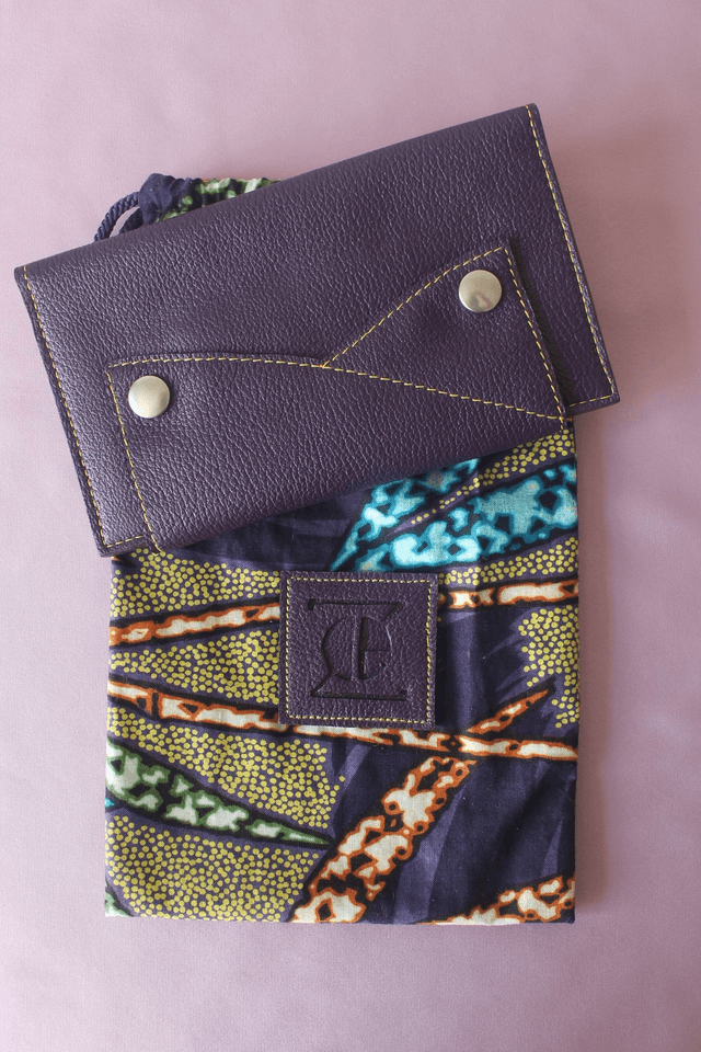Portefeuille cuir chèvre grainé violet couture apparente fil jaune